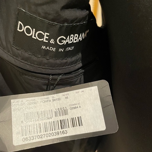 Dolce and Gabbana Hooded Down Vest - Picture 3 of 5